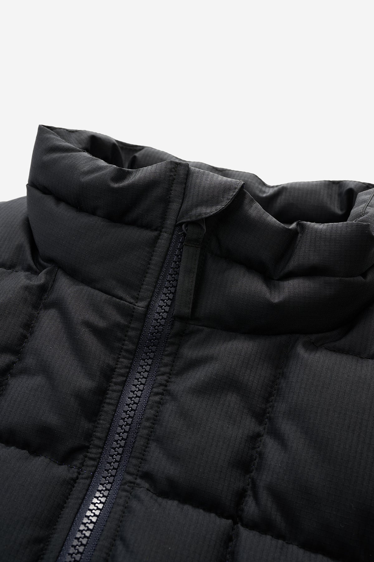 GB0257000_BLK_4_1756864282