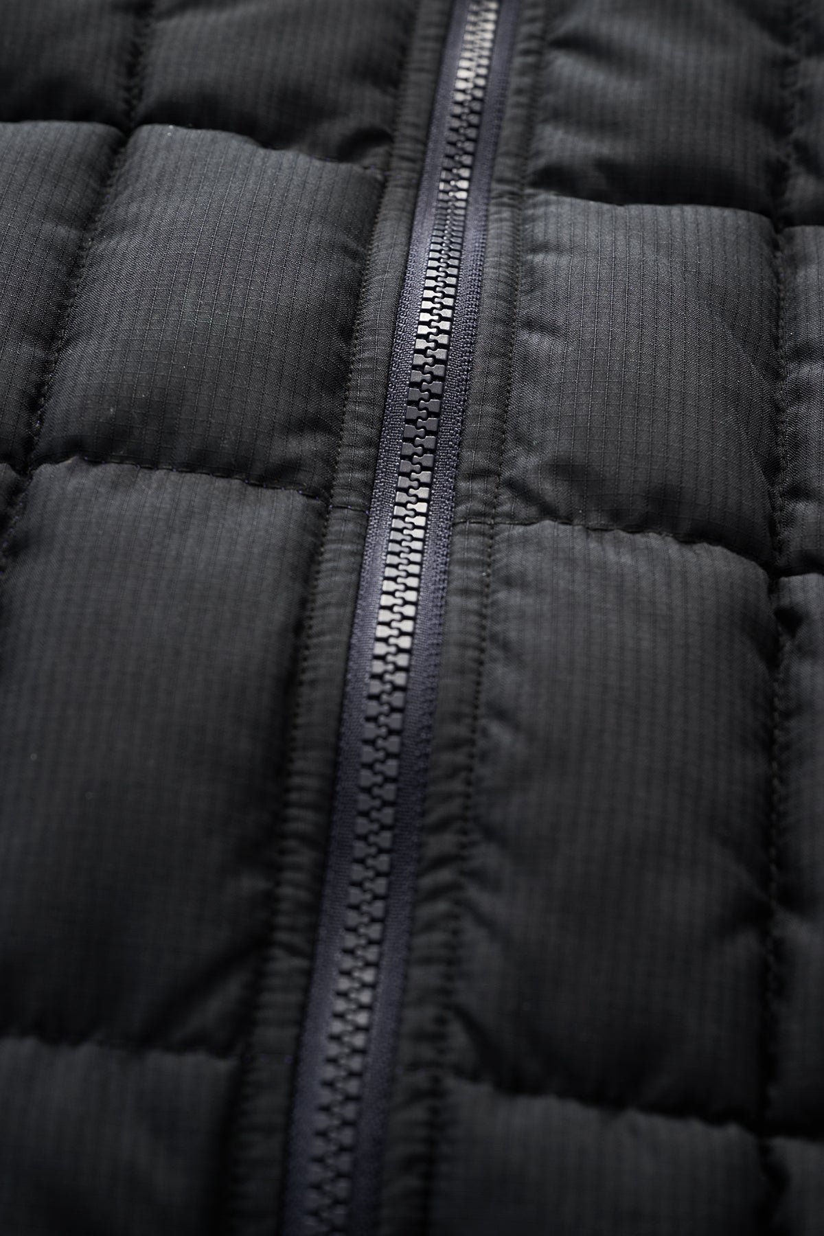 GB0257000_BLK_5_1756864282