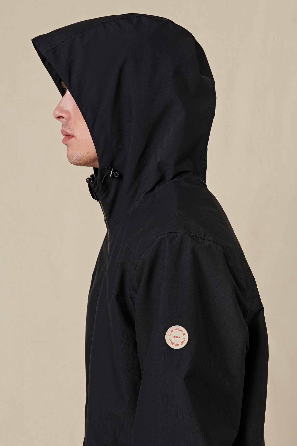 GB02007001_BLK_2_zfoxxc_1688344071